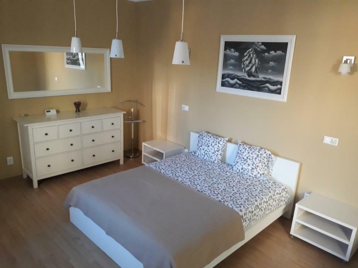 Ferienwohnung Garsoniera Mandrilor Slănic Exterior foto